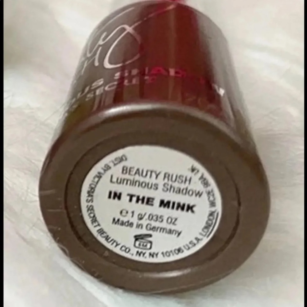 2 Victoria's Secret Beauty Rush Eyeshadows